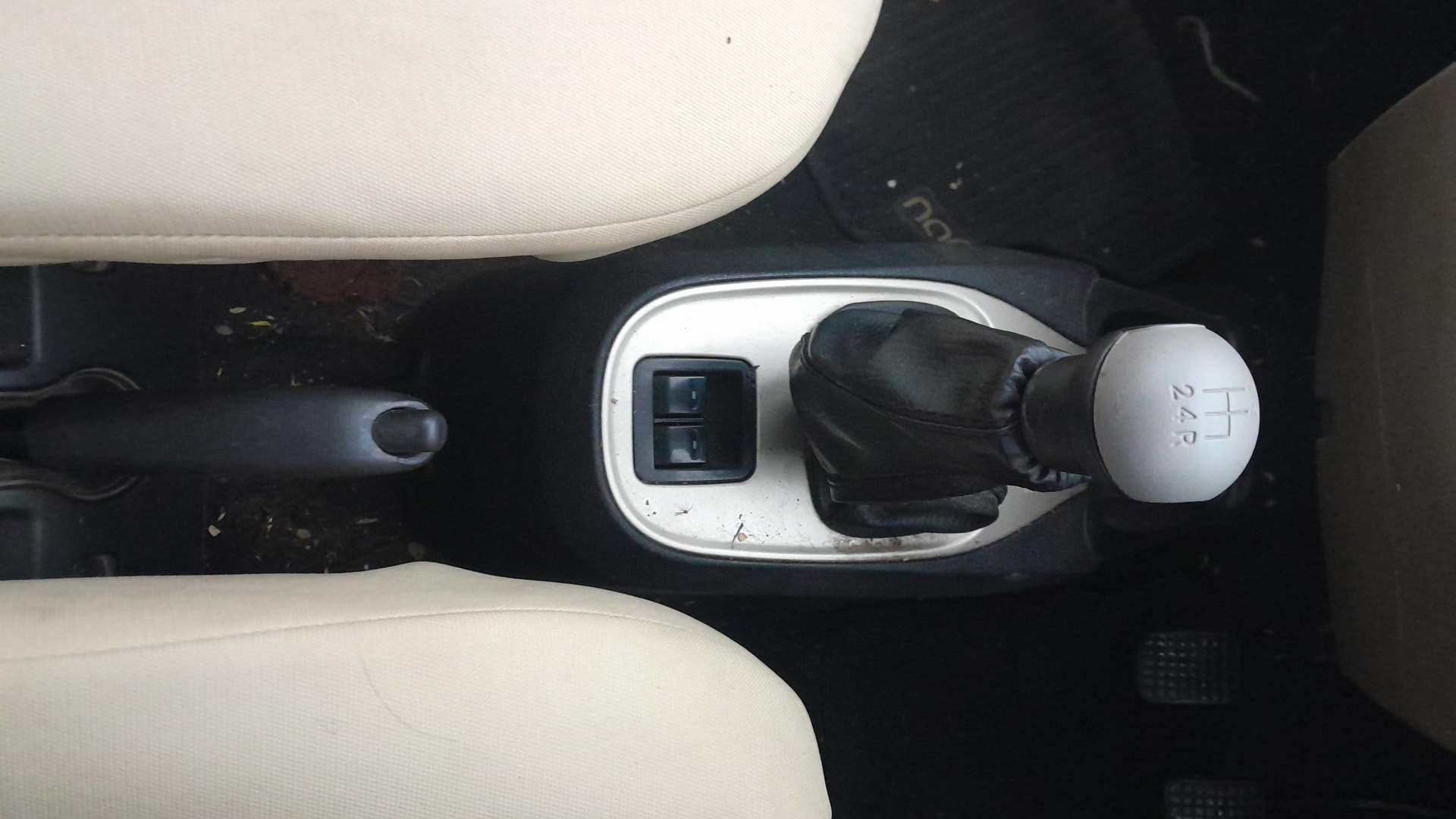 View 2014 Tata Nano Twist XT Image 34 Used 2014 Tata Nano Twist XT Image 34