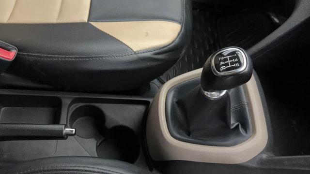View Hyundai Grand i10 Image 37 Used Hyundai Grand i10 Image 37