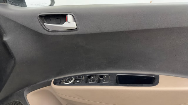 View Hyundai Grand i10 Image 32 Used Hyundai Grand i10 Image 32