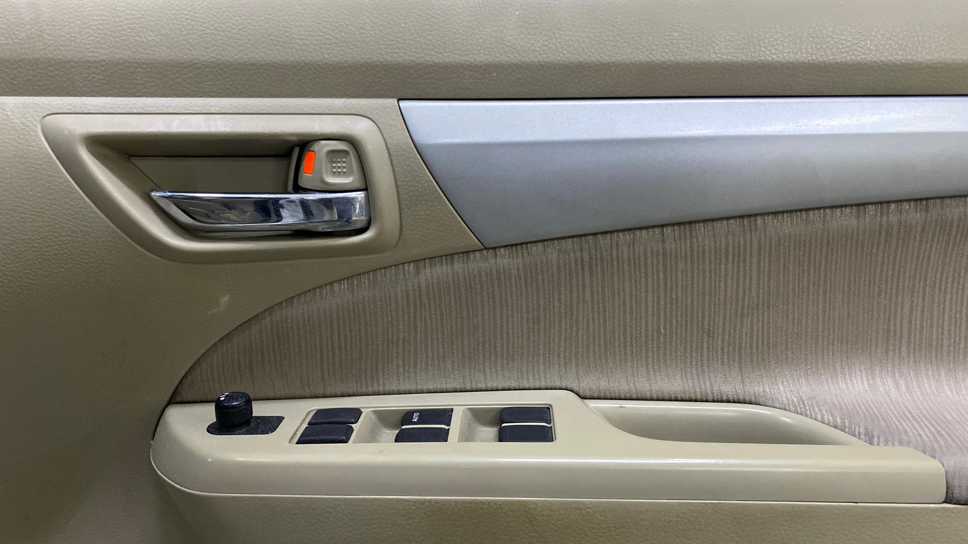 View 2013 Maruti Suzuki 1000 Base Variant Image 33 Used 2013 Maruti Suzuki 1000 Base Variant Image 33