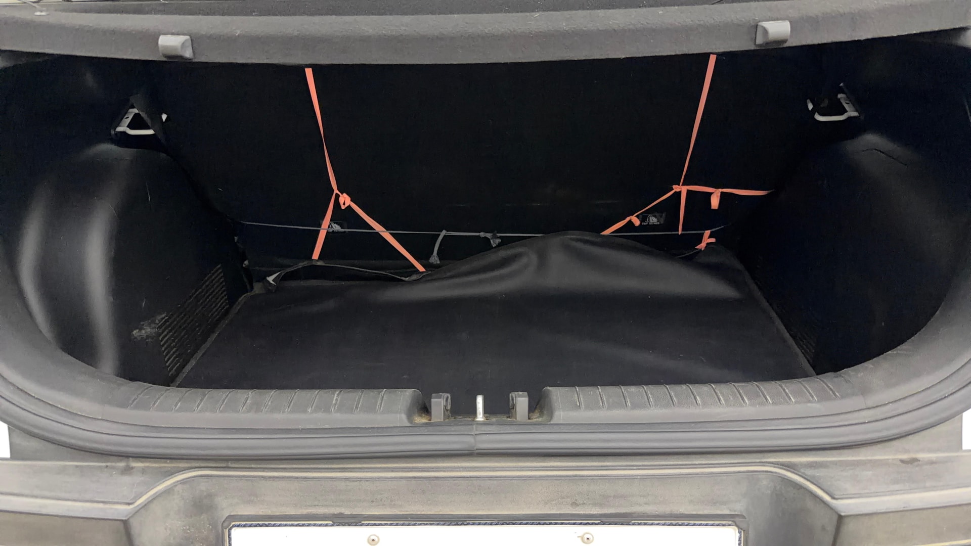 View 2022 Hyundai Venue S (O) 1.0 Turbo Petrol MT Image 7 Used 2022 Hyundai Venue S (O) 1.0 Turbo Petrol MT Image 7