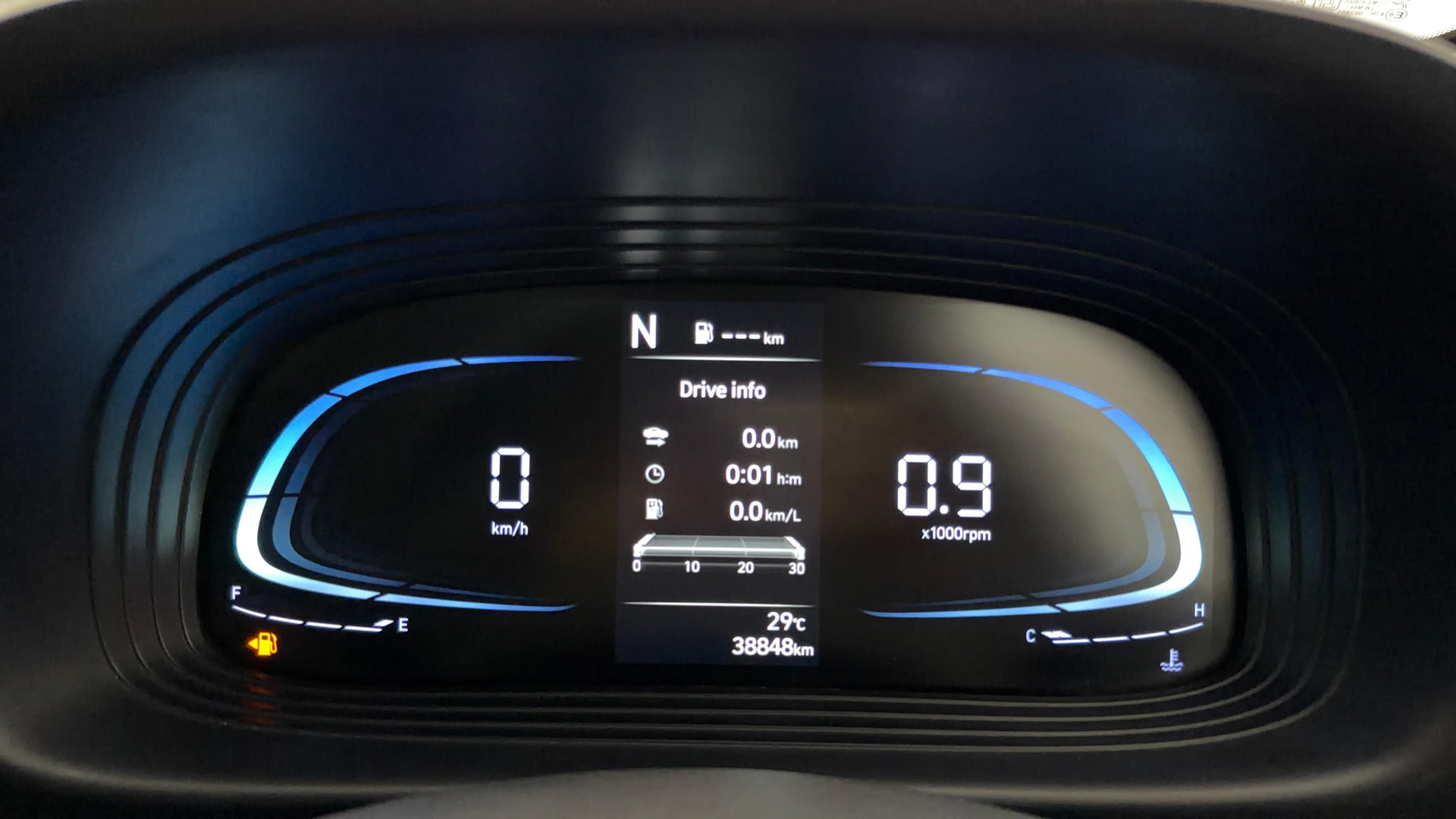 View 2022 Hyundai Venue S (O) 1.0 Turbo Petrol MT Image 21 Used 2022 Hyundai Venue S (O) 1.0 Turbo Petrol MT Image 21