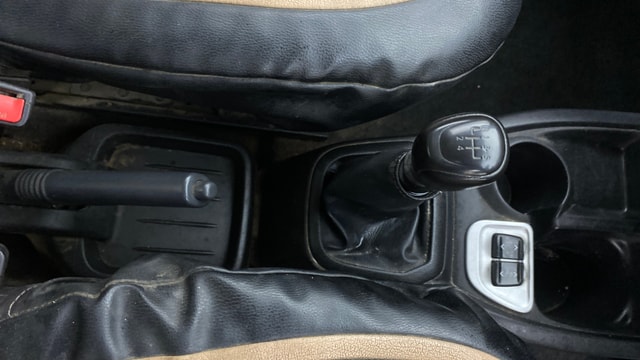 View Datsun Redi GO Image 37 Used Datsun Redi GO Image 37