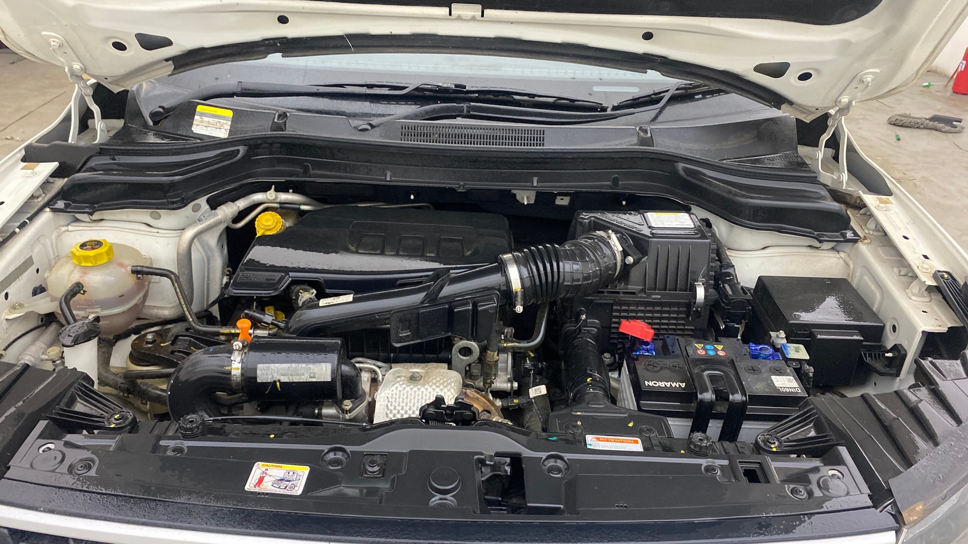 Used 2023 Mahindra XUV300 Used 2023 Mahindra XUV300