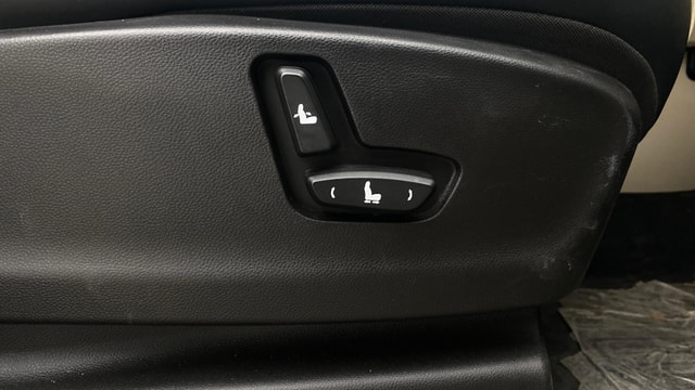 View MG Hector Image 19 Used MG Hector Image 19