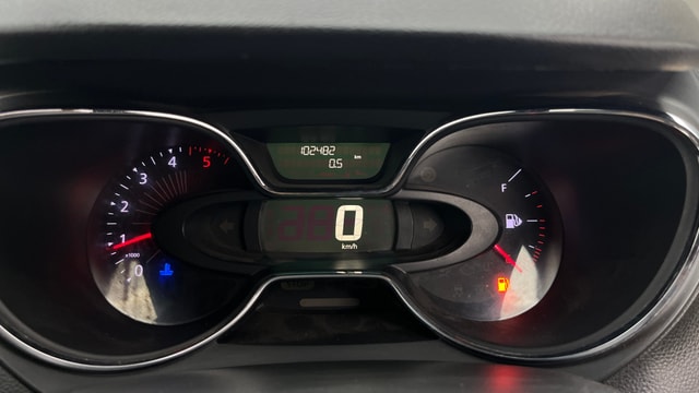 View Renault Captur Image 21 Used Renault Captur Image 21