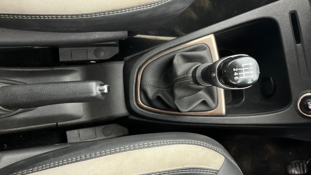 View Renault Captur Image 42 Used Renault Captur Image 42