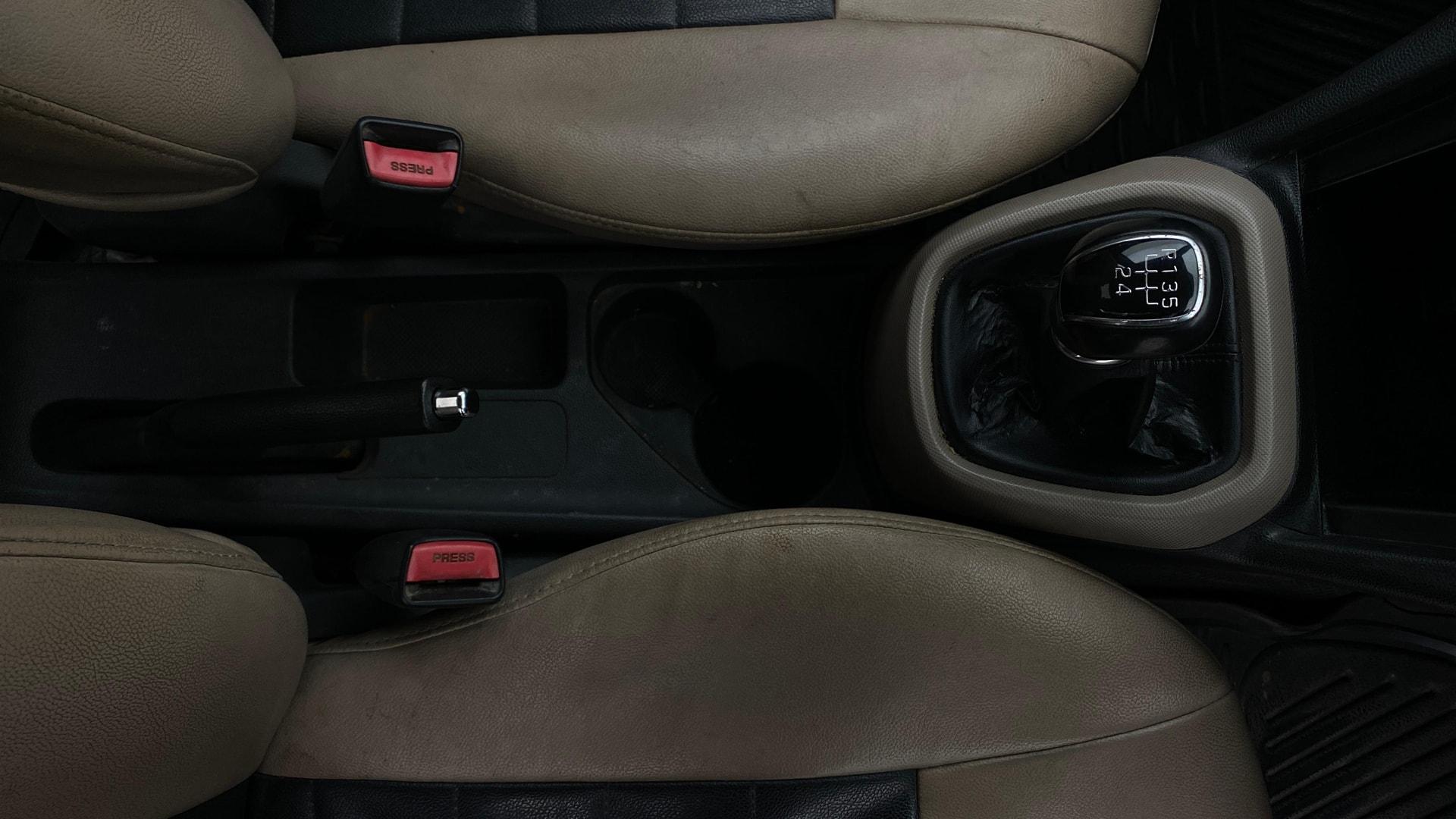 View 2015 Hyundai Xcent S Diesel Image 37 Used 2015 Hyundai Xcent S Diesel Image 37