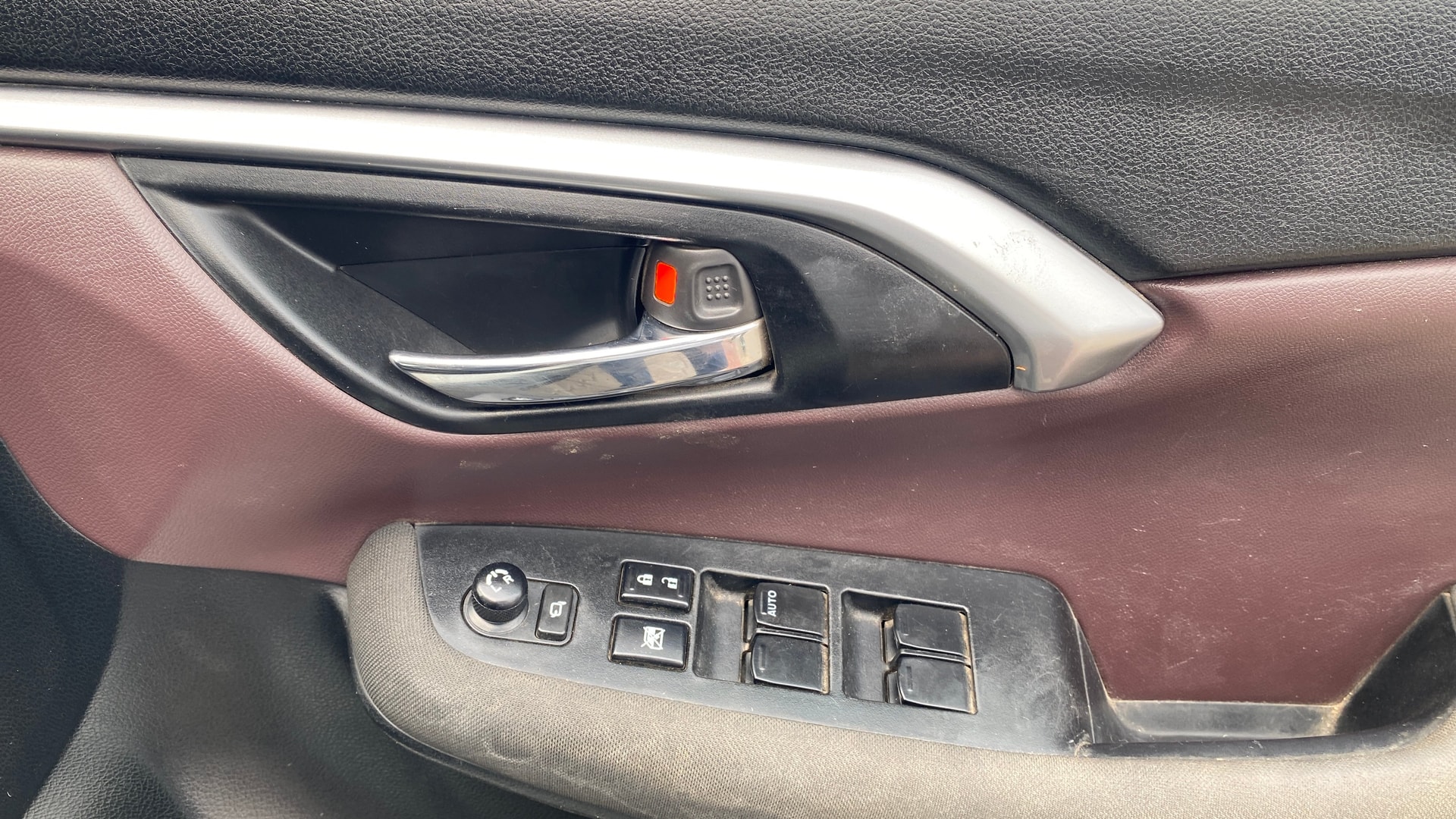 View 2023 Maruti Suzuki 1000 Base Variant Image 37 Used 2023 Maruti Suzuki 1000 Base Variant Image 37