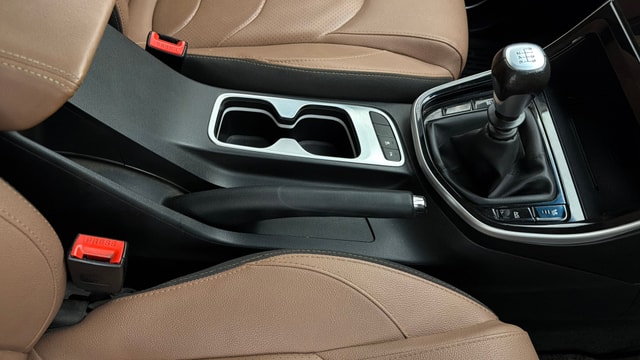 View MG Hector Plus Image 43 Used MG Hector Plus Image 43