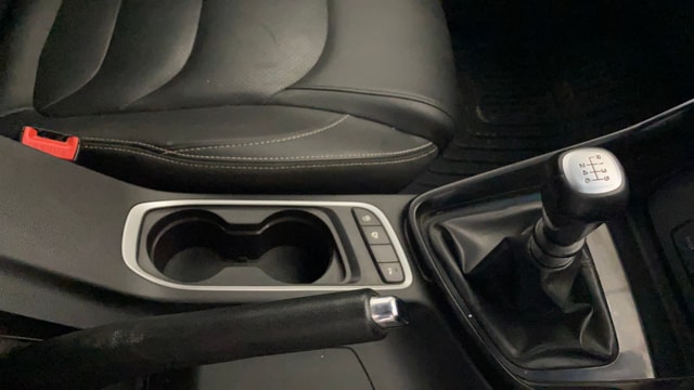 View MG Hector Image 43 Used MG Hector Image 43