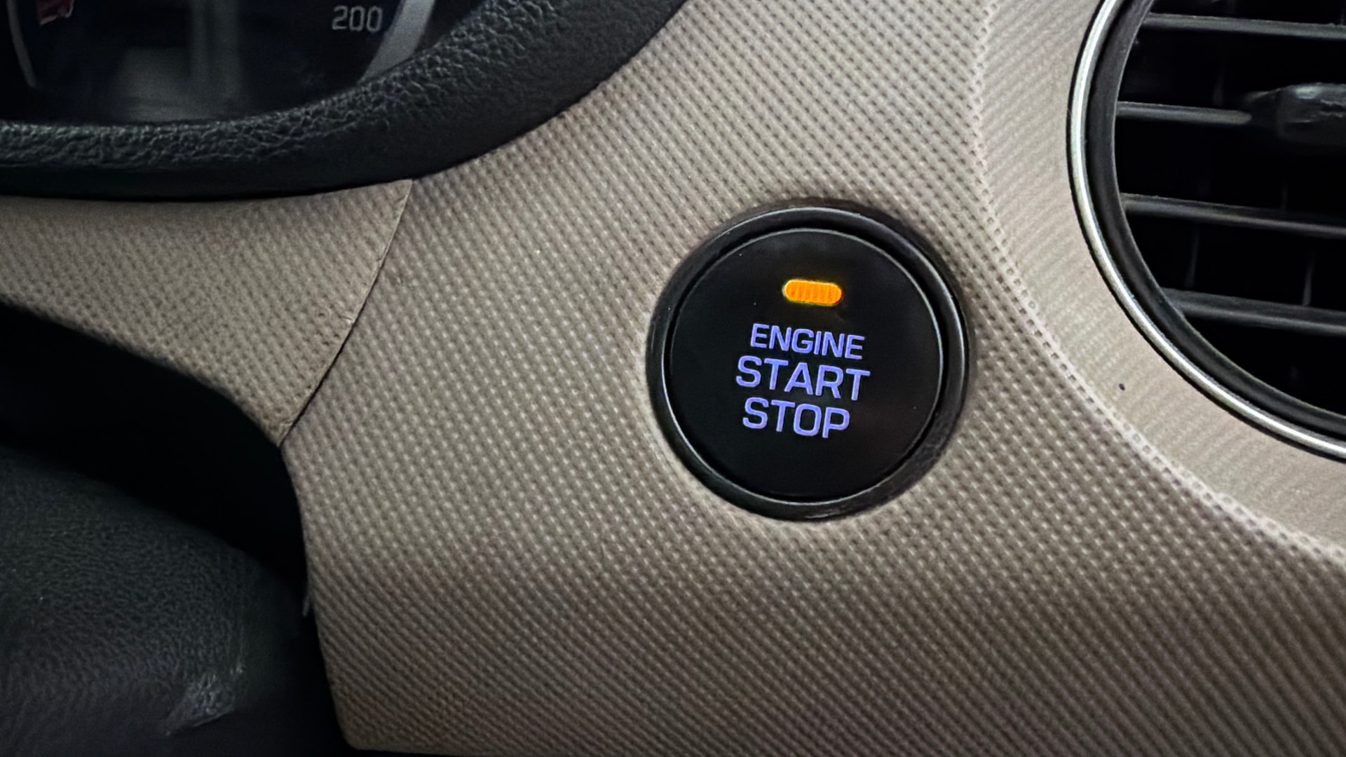 View 2015 Hyundai Grand i10 Asta AT 1.2 Kappa VTVT Image 38 Used 2015 Hyundai Grand i10 Asta AT 1.2 Kappa VTVT Image 38