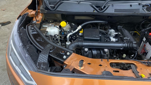 View Nissan Magnite Image 4 Used Nissan Magnite Image 4