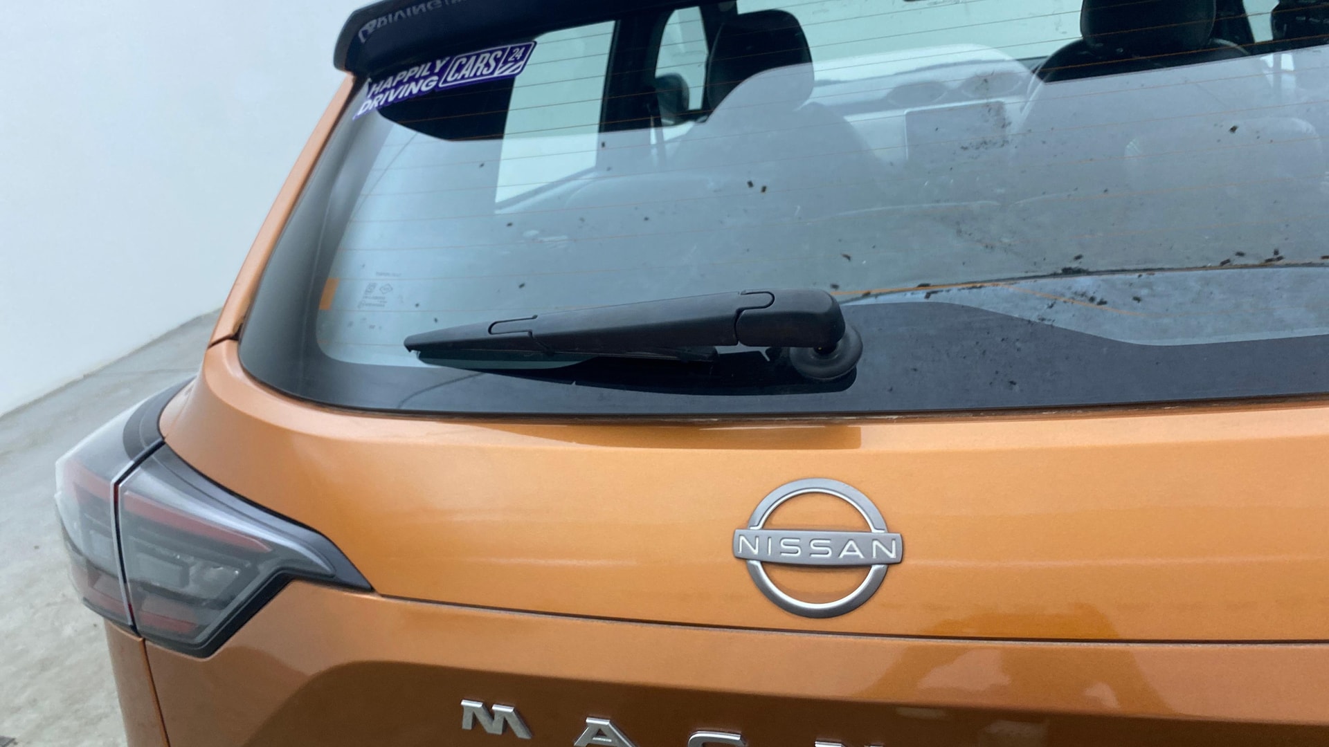 View 2025 Nissan Magnite Tekna B4D 1.0 Petrol AMT Image 44 Used 2025 Nissan Magnite Tekna B4D 1.0 Petrol AMT Image 44