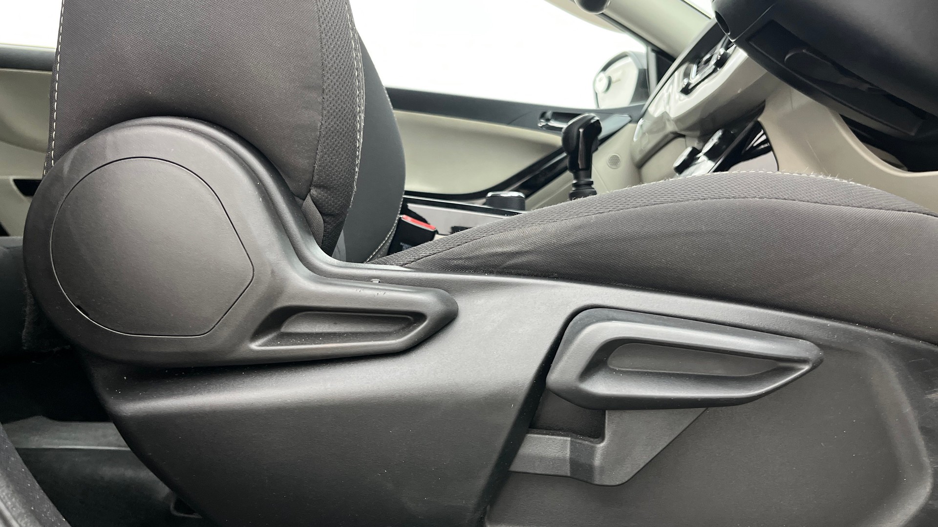 View 2021 Tata Nexon Revotron XE Image 11 Used 2021 Tata Nexon Revotron XE Image 11