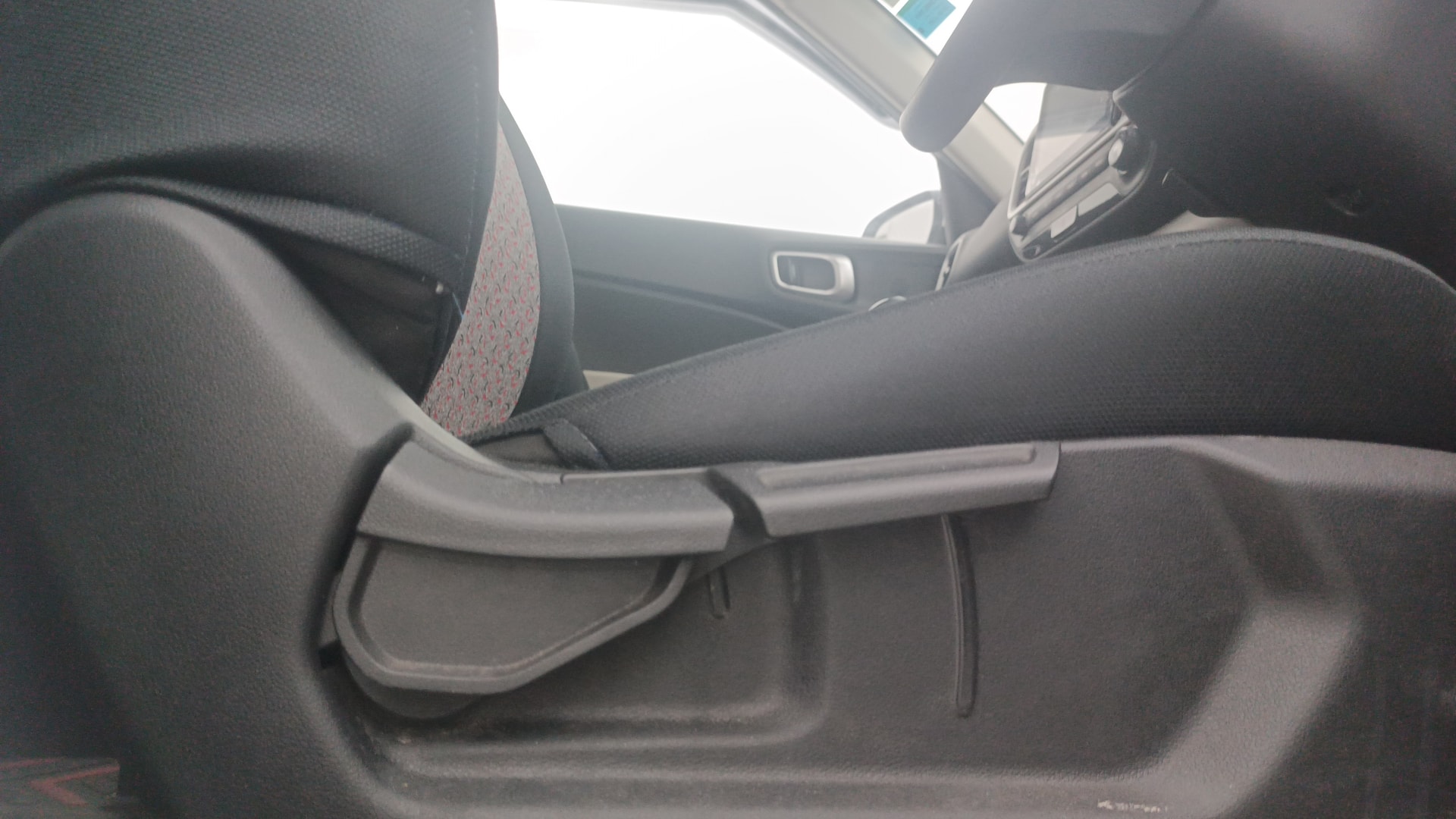 View 2025 Hyundai Venue E 1.2 Petrol BS IV Image 19 Used 2025 Hyundai Venue E 1.2 Petrol BS IV Image 19