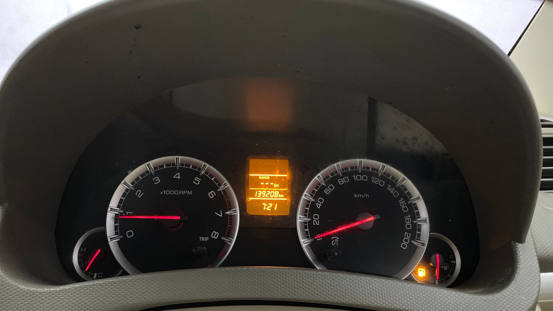 View 2015 Maruti Suzuki 1000 Base Variant Image 35 Used 2015 Maruti Suzuki 1000 Base Variant Image 35