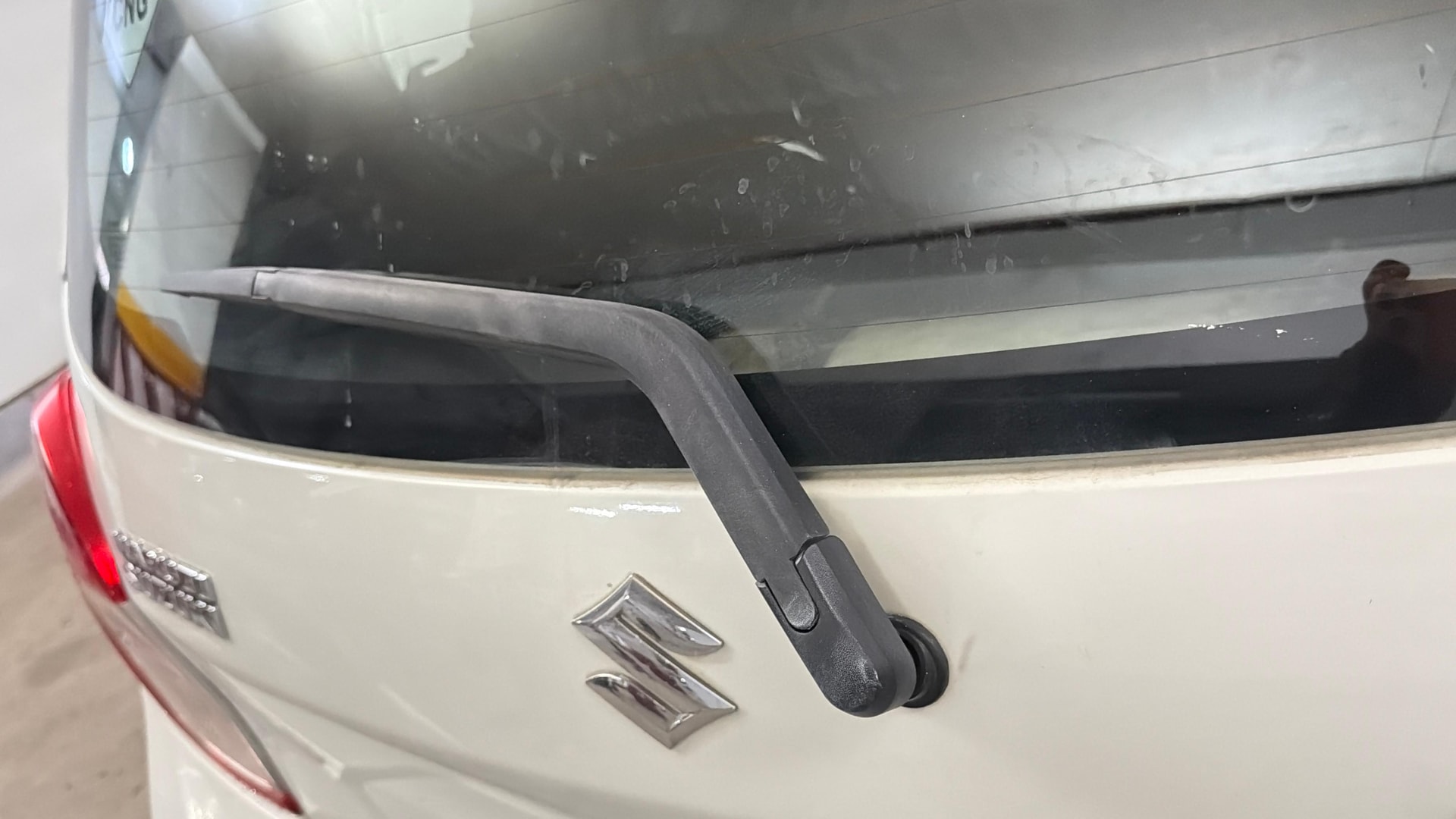 View 2018 Maruti Suzuki 1000 Base Variant Image 41 Used 2018 Maruti Suzuki 1000 Base Variant Image 41