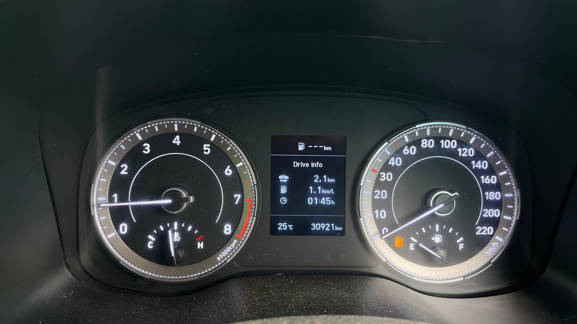 View 2019 Hyundai Venue SX (O) 1.0 Petrol Image 21 Used 2019 Hyundai Venue SX (O) 1.0 Petrol Image 21