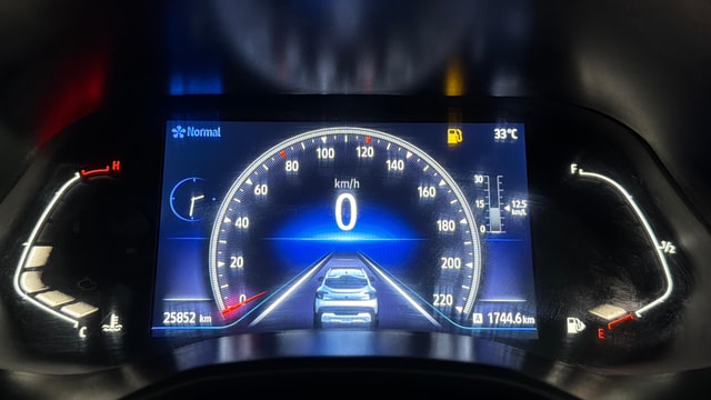 View Renault Kiger Image 35 Used Renault Kiger Image 35