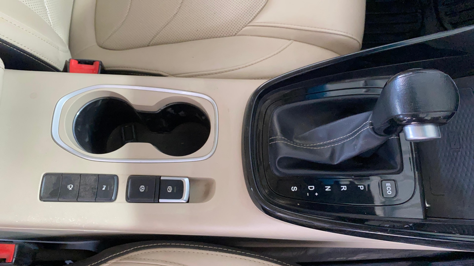 View 2021 MG Hector Sharp CVT Petrol Image 43 Used 2021 MG Hector Sharp CVT Petrol Image 43