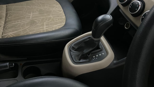 View Hyundai Grand i10 Image 37 Used Hyundai Grand i10 Image 37