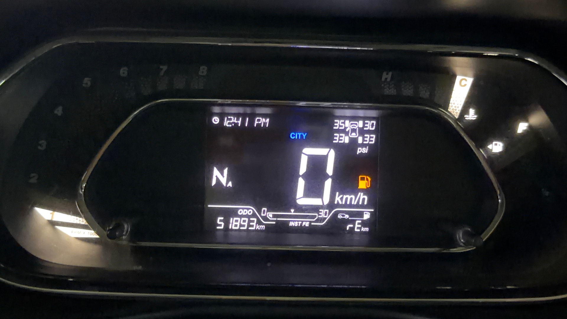 View 2022 Tata Nexon Revotron XZA Plus AMT Image 21 Used 2022 Tata Nexon Revotron XZA Plus AMT Image 21
