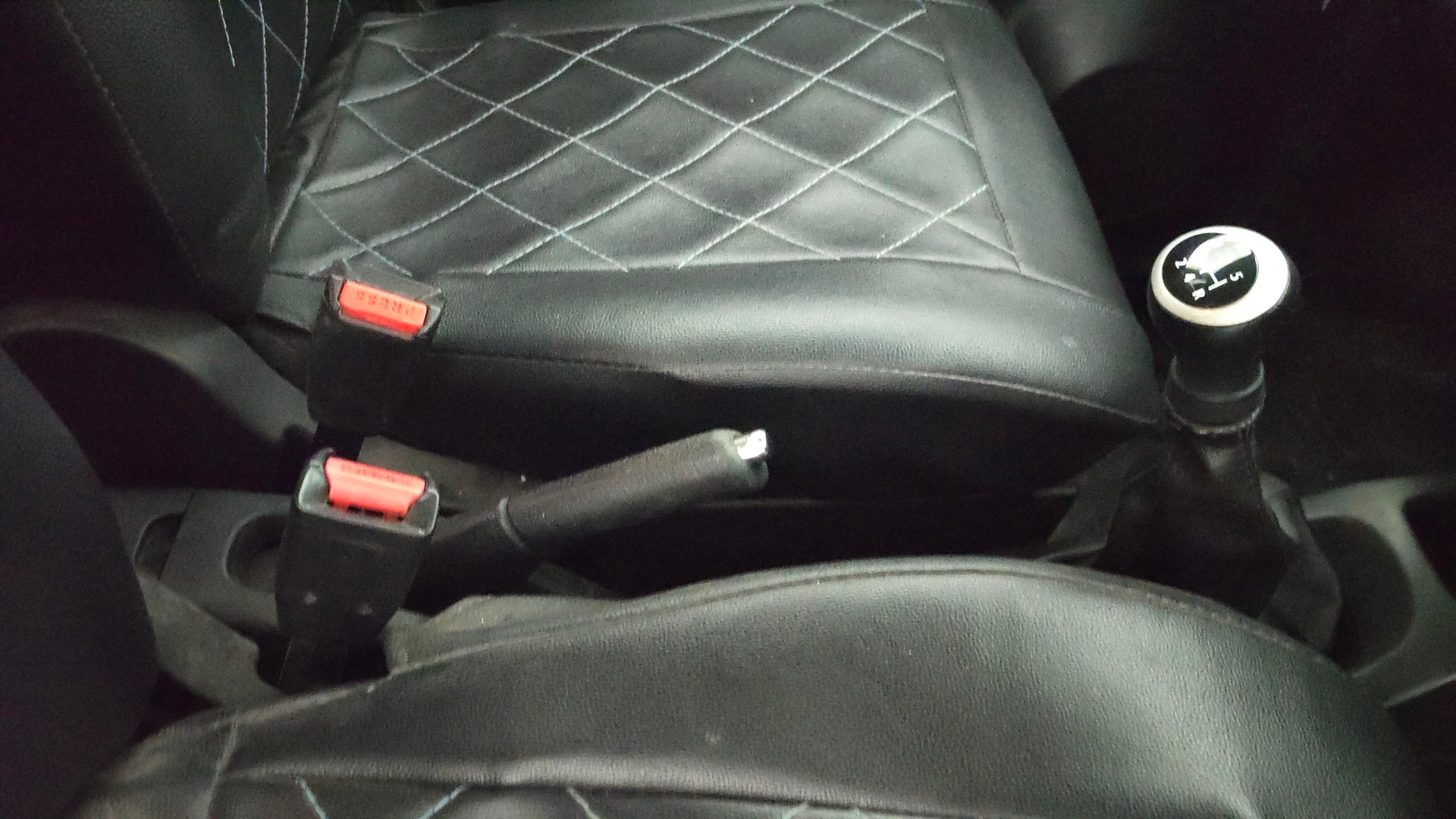 View 2014 Maruti Suzuki Stingray LXI Image 38 Used 2014 Maruti Suzuki Stingray LXI Image 38