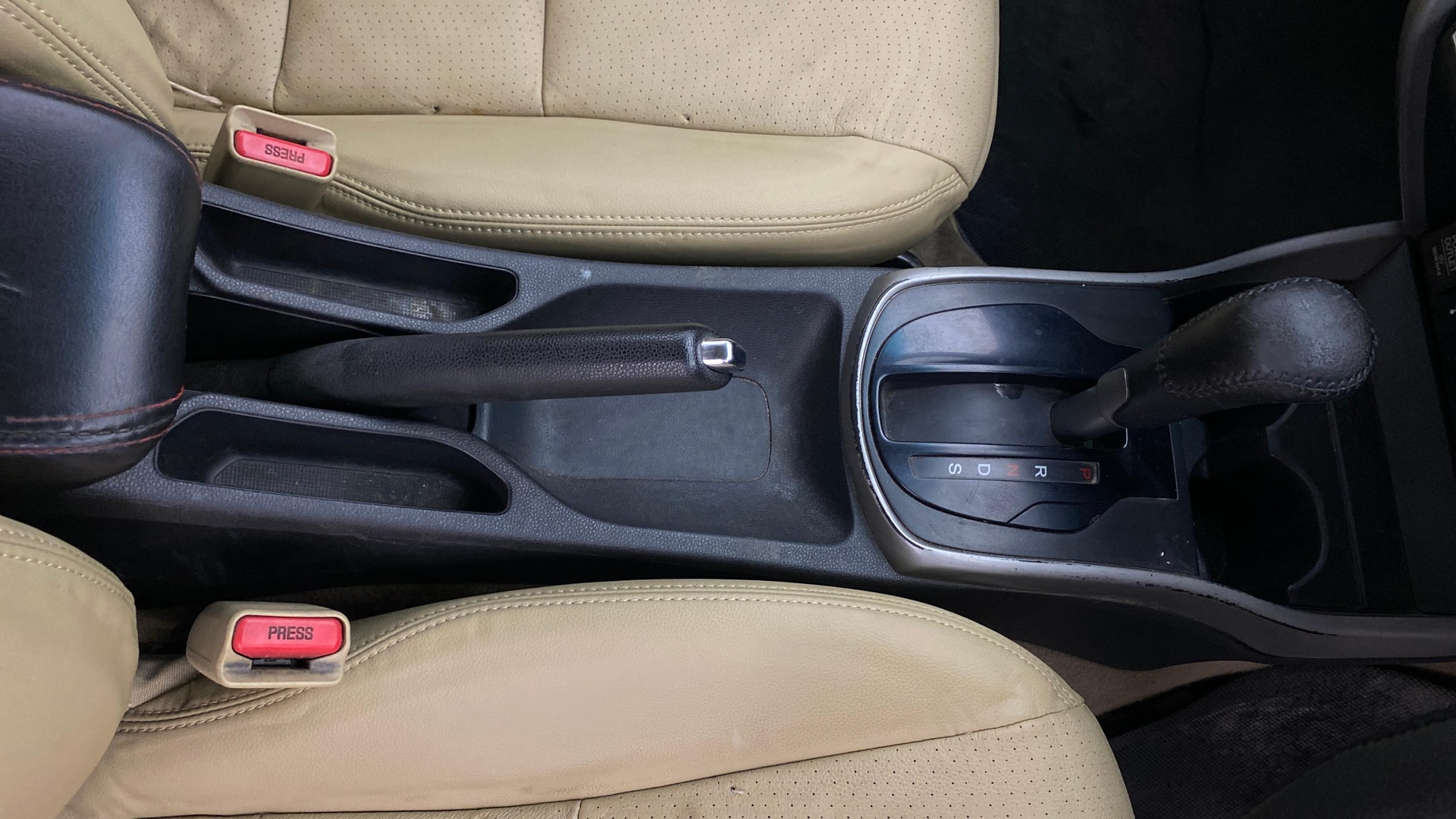 View 2016 Honda City ZX MT Diesel Anniversary Edition Image 41 Used 2016 Honda City ZX MT Diesel Anniversary Edition Image 41