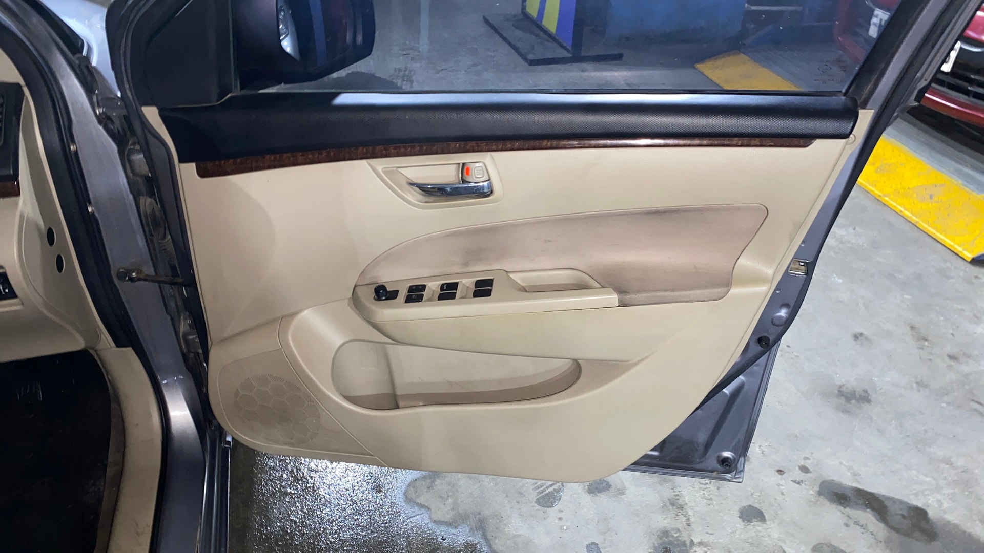 View 2014 Maruti Suzuki 1000 Base Variant Image 32 Used 2014 Maruti Suzuki 1000 Base Variant Image 32