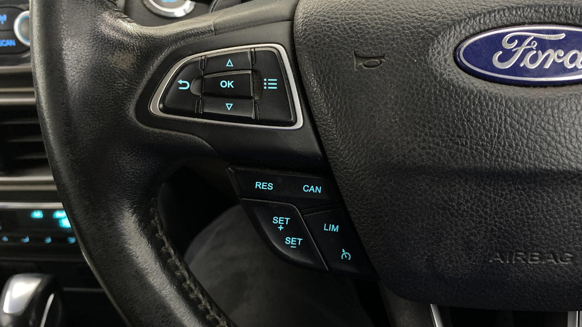 View 2020 Ford EcoSport 1.5 TDCi Diesel Ambiente BS IV Image 3 Used 2020 Ford EcoSport 1.5 TDCi Diesel Ambiente BS IV Image 3