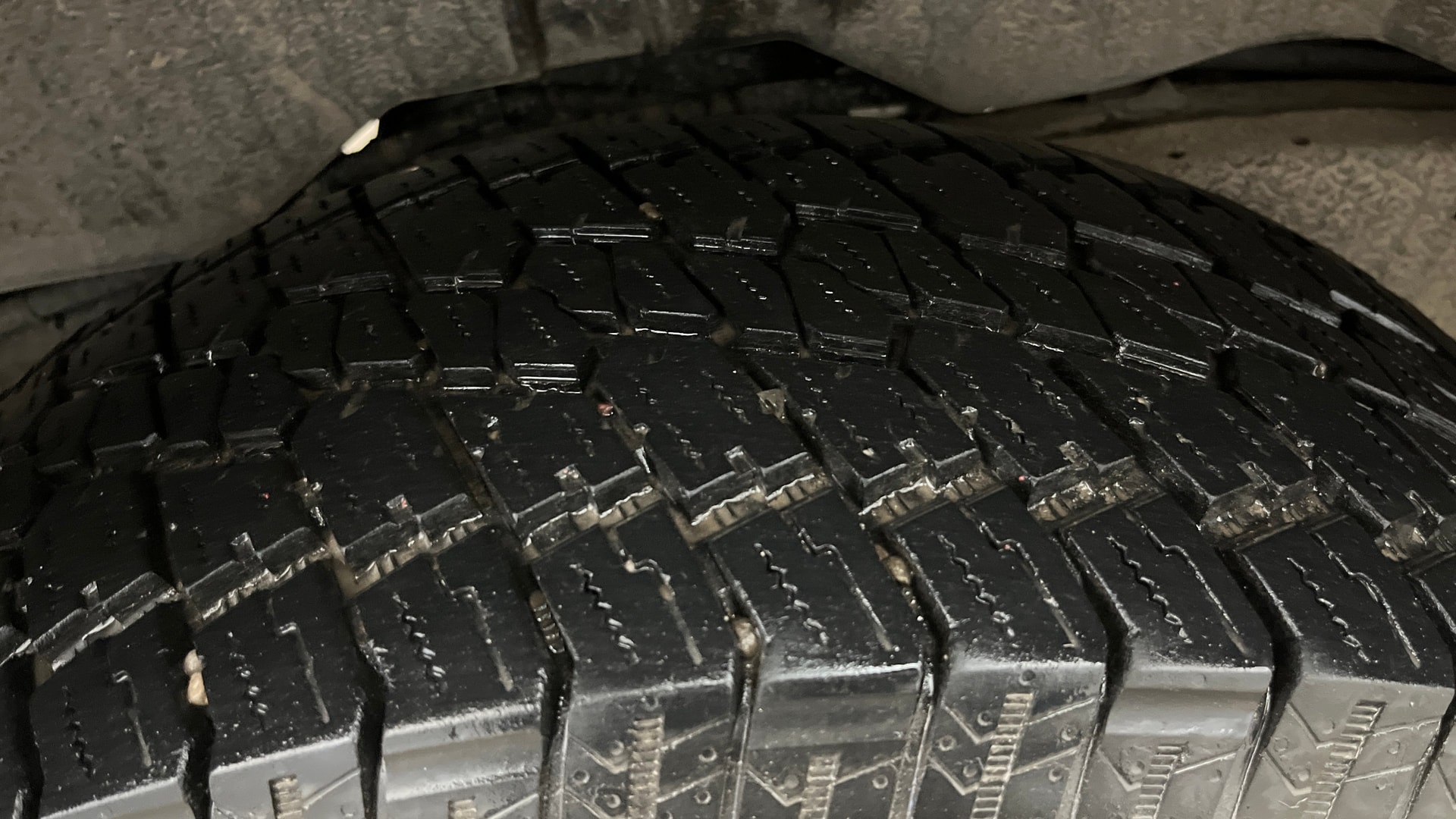 View 2023 Mahindra Thar AX Standard Manual Soft Top 6 Seater Image 14 Used 2023 Mahindra Thar AX Standard Manual Soft Top 6 Seater Image 14