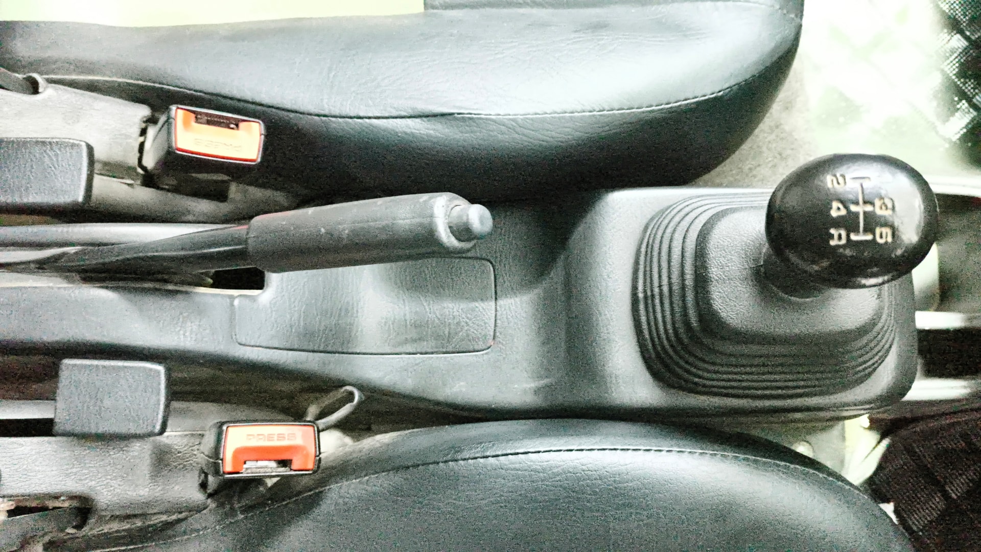 View 2022 Maruti Suzuki 1000 Base Variant Image 39 Used 2022 Maruti Suzuki 1000 Base Variant Image 39