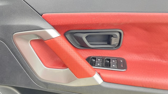View Tata Harrier Image 38 Used Tata Harrier Image 38