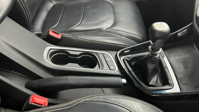 View MG Hector Image 41 Used MG Hector Image 41