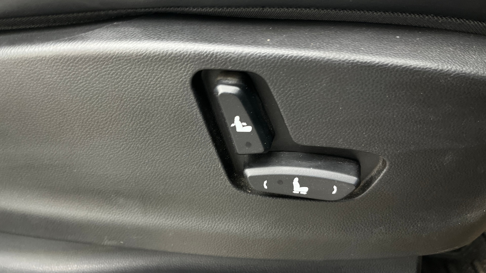 View 2021 MG Hector Sharp Diesel Image 19 Used 2021 MG Hector Sharp Diesel Image 19