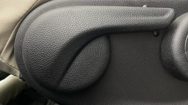 View Mahindra XUV700 Image 19 Used Mahindra XUV700 Image 19