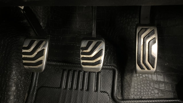 View Mahindra XUV700 Image 9 Used Mahindra XUV700 Image 9