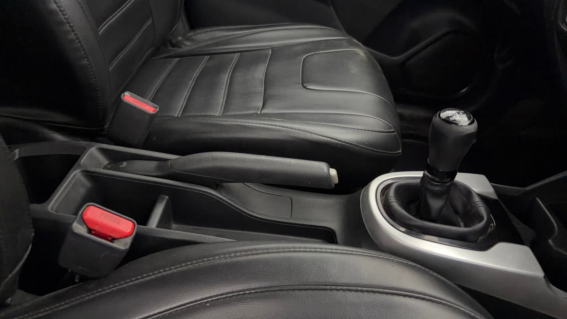 View 2019 Honda WR-V S MT Diesel Edge Edition Image 38 Used 2019 Honda WR-V S MT Diesel Edge Edition Image 38