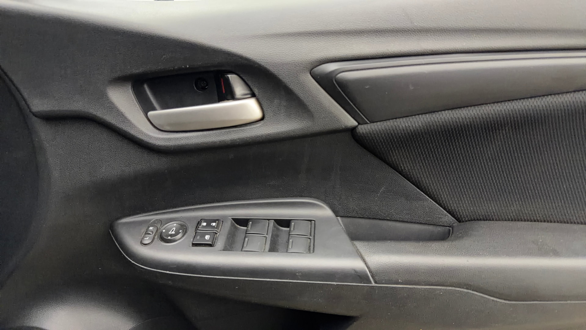 View 2019 Honda WR-V S MT Diesel Edge Edition Image 33 Used 2019 Honda WR-V S MT Diesel Edge Edition Image 33