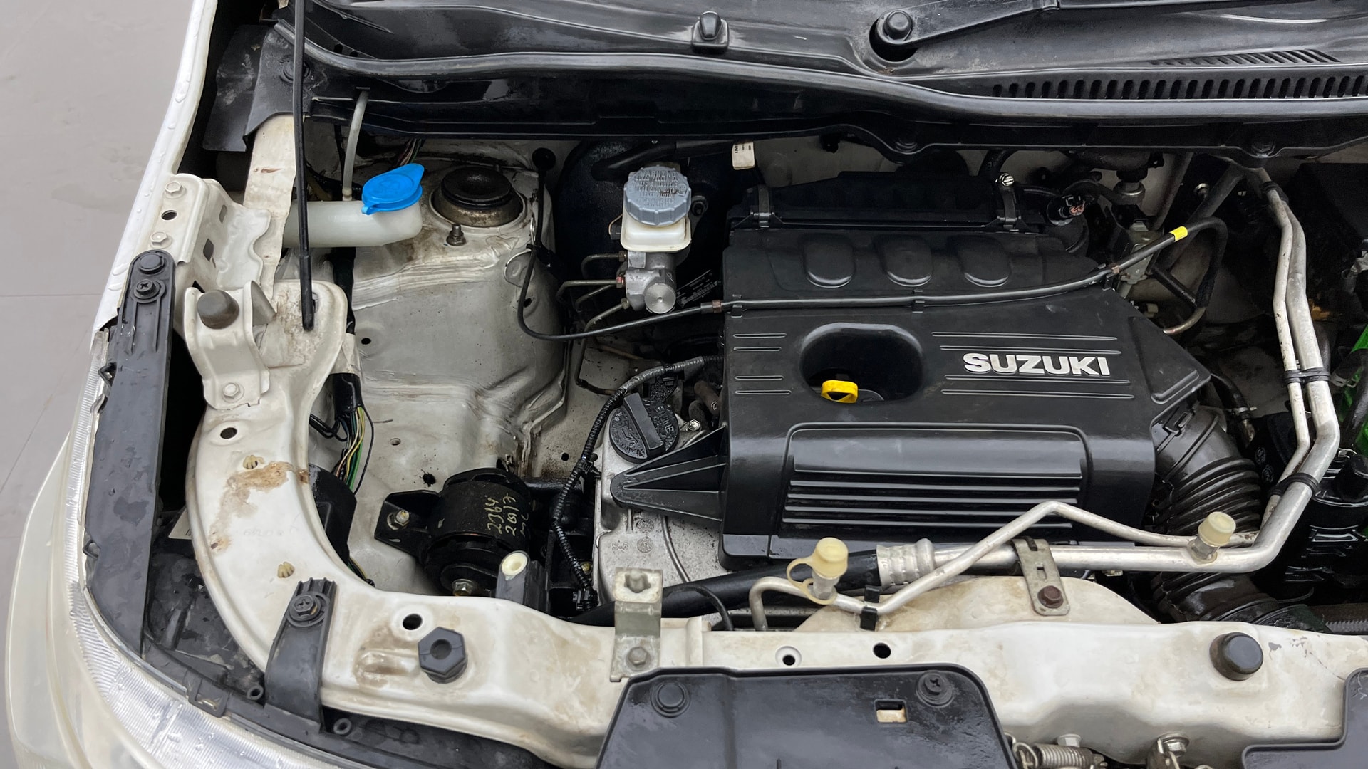 Used 2013 Maruti Suzuki Stingray Used 2013 Maruti Suzuki Stingray