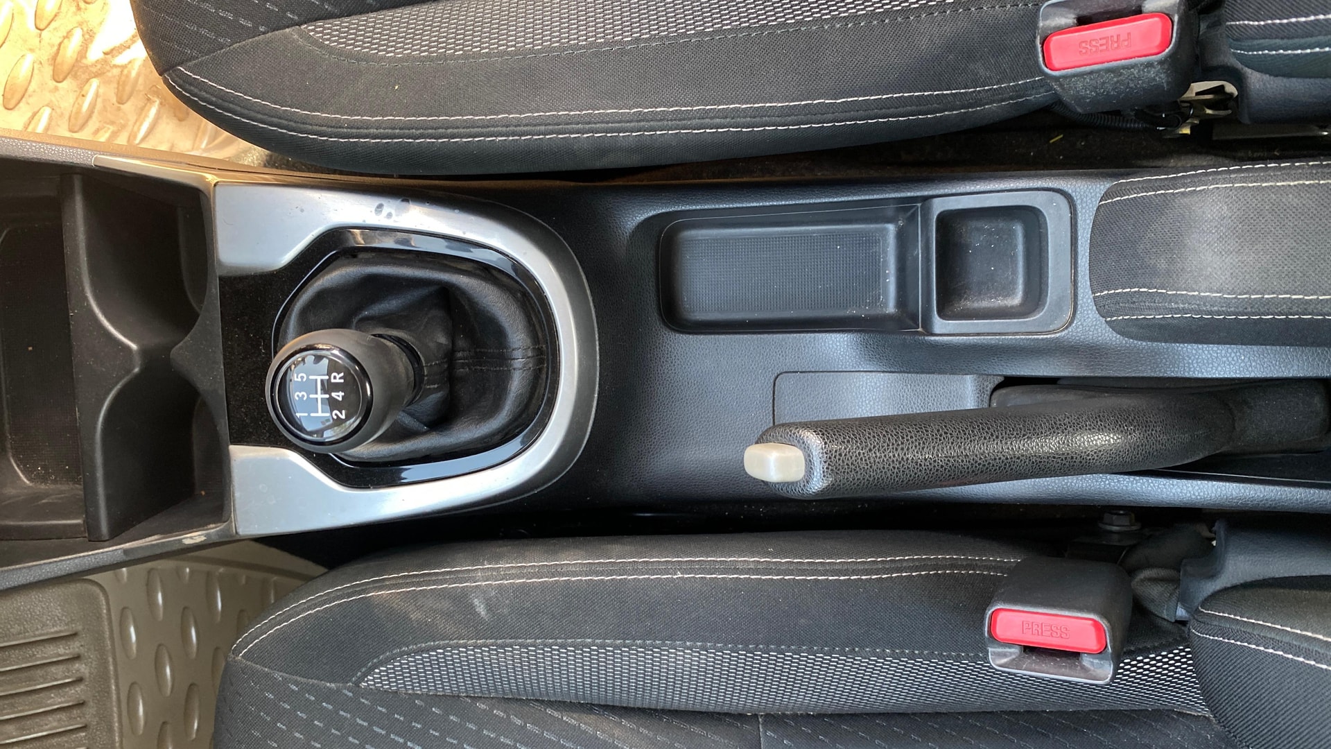 View 2019 Honda WR-V S MT Diesel Edge Edition Image 39 Used 2019 Honda WR-V S MT Diesel Edge Edition Image 39