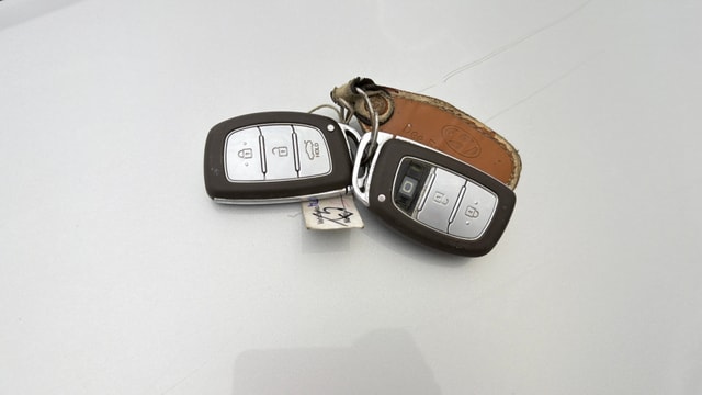 View Hyundai Grand i10 Image 27 Used Hyundai Grand i10 Image 27