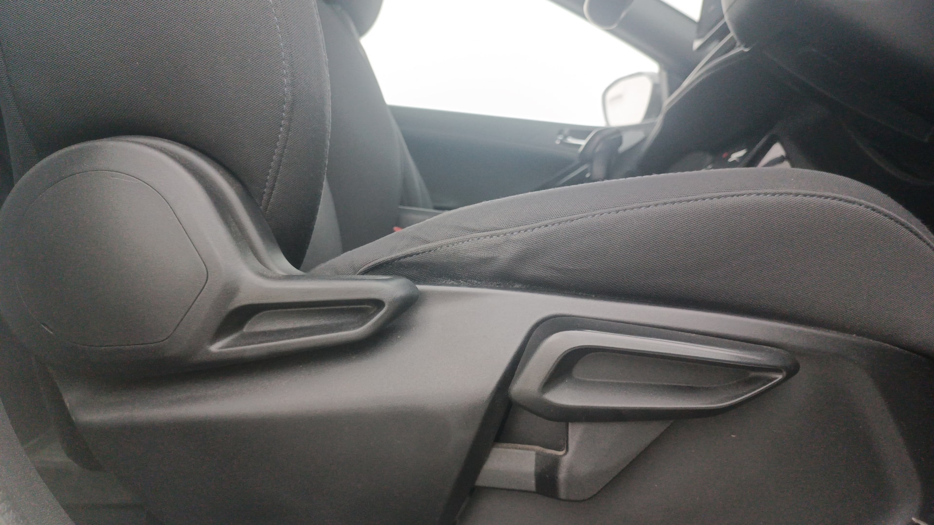 View 2023 Tata Nexon Revotron XE Image 11 Used 2023 Tata Nexon Revotron XE Image 11