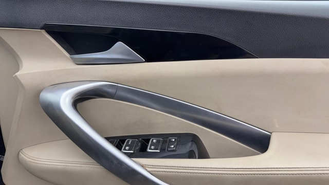 View MG Hector Image 40 Used MG Hector Image 40