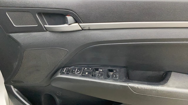 View Hyundai Elantra Image 39 Used Hyundai Elantra Image 39