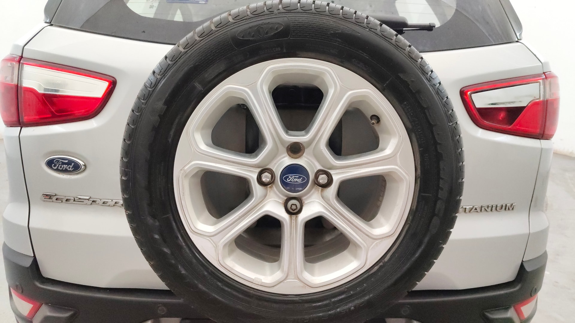 View 2018 Ford EcoSport 1.5 TDCi Diesel Ambiente BS IV Image 25 Used 2018 Ford EcoSport 1.5 TDCi Diesel Ambiente BS IV Image 25
