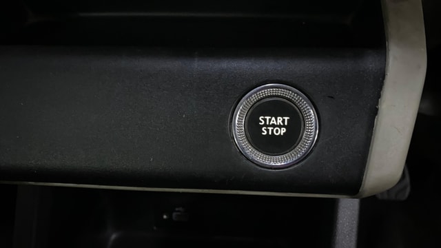 View Renault Triber Image 40 Used Renault Triber Image 40