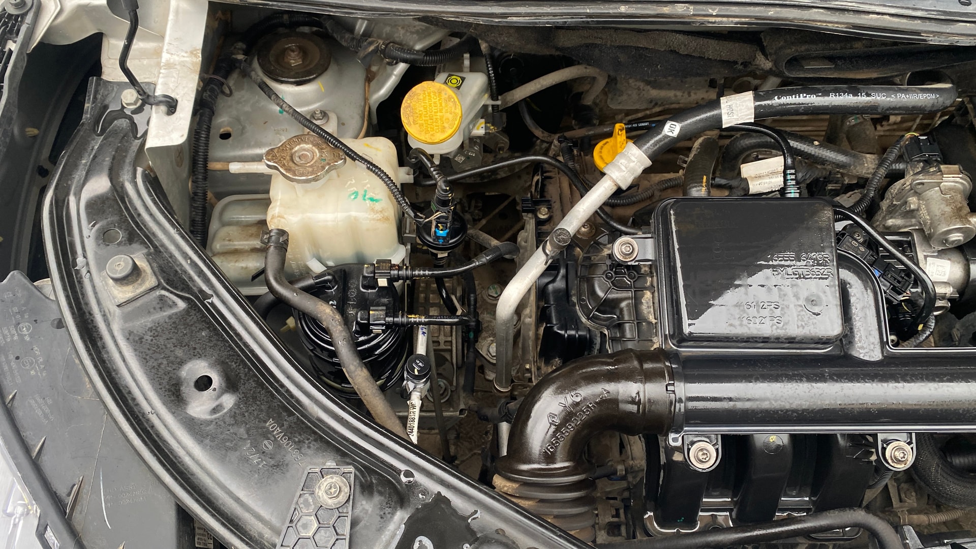 View 2021 Nissan Magnite XV Image 3 Used 2021 Nissan Magnite XV Image 3