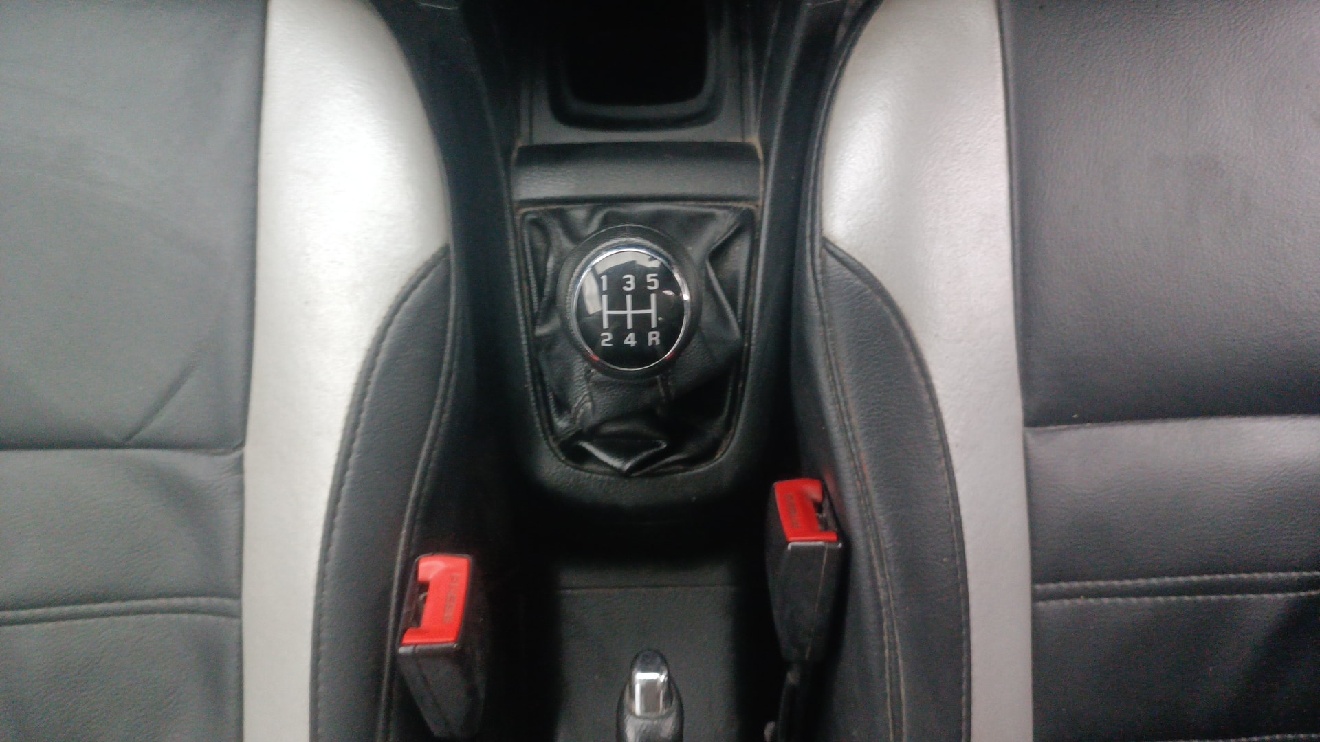 View 2014 Maruti Suzuki 1000 Base Variant Image 37 Used 2014 Maruti Suzuki 1000 Base Variant Image 37